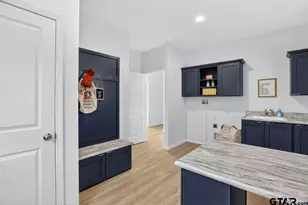 4033 Rolling Ln, Greenville, TX 75401 - Photo 11