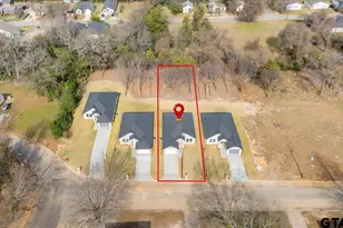 435 Harmony St, Tyler, TX 75702 - Photo 3