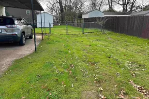 204 W N, Lindale, TX 75771 - Photo 21