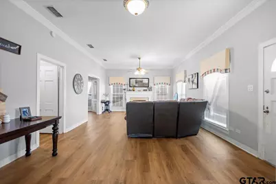 315 N Main Street, Henderson, TX 75652 - Photo 7