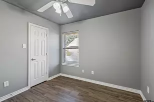 411 Amanda Ct, Whitehouse, TX 75791 - Photo 7