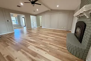 404 Brookwood, Mt Pleasant, TX 75455 - Photo 3