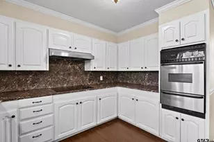 303 Lowry St, Arp, TX 75750 - Photo 7