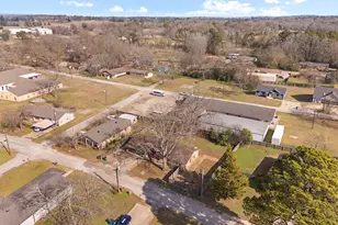 303 Lowry St, Arp, TX 75750 - Photo 27