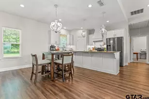 119 Crawford St, Gilmer, TX 75644 - Photo 9