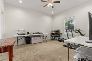 119 Crawford St, Gilmer, TX 75644 - Photo 21