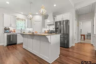 119 Crawford St, Gilmer, TX 75644 - Photo 11