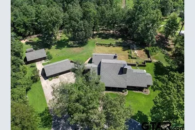 708 Richardson Lane, Henderson, TX 75654 - Photo 3