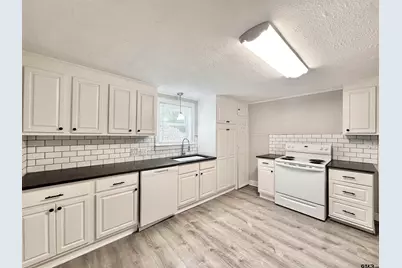 219 Half St, Lindale, TX 75771 - Photo 7