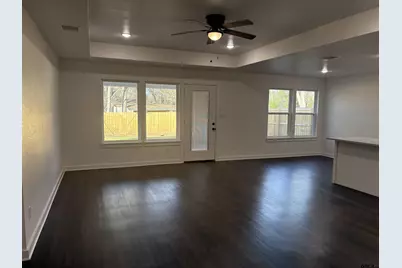 509 Giraud, Mineola, TX 75773 - Photo 3