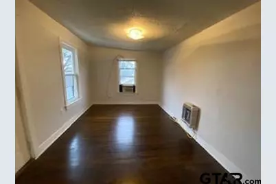 309 E Rix St Apt B, Tyler, TX 75701 - Photo 3