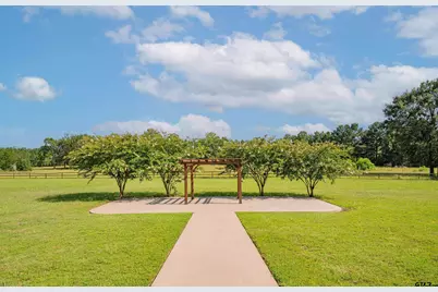 14284 Tx 322, Kilgore, TX 75662 - Photo 9