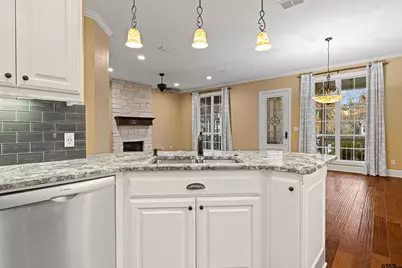 3949 Hanover Place, Tyler, TX 75701 - Photo 15