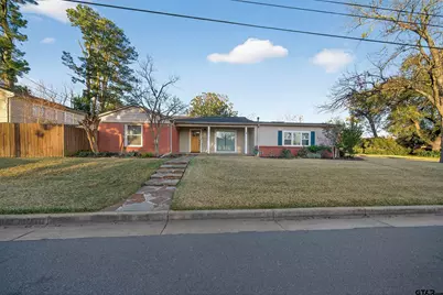 1521 S Sneed Avenue, Tyler, TX 75701 - Photo 1