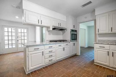 1116 Kingspark Dr., Tyler, TX 75703 - Photo 17