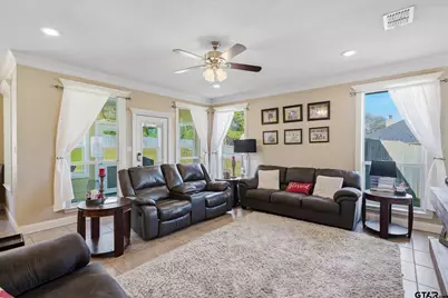 16091 Hickory Hills Dr, Lindale, TX 75771 - Photo 5