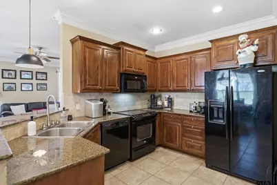 16091 Hickory Hills Dr, Lindale, TX 75771 - Photo 9