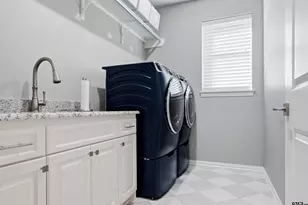 731 Cambridge Bend Cir, Tyler, TX 75703 - Photo 9