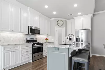 731 Cambridge Bend Cir, Tyler, TX 75703 - Photo 5