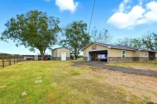 1742 SW Country Road 3055, Saltillo, TX 75478 - Photo 23