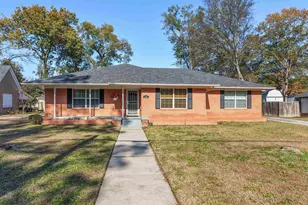 618 Walnut St, Gilmer, TX 75644 - Photo 1