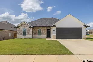 1811 Tres Dr, Whitehouse, TX 75791 - Photo 1