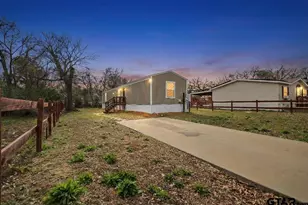 307 St Joseph St, Athens, TX 75751 - Photo 23