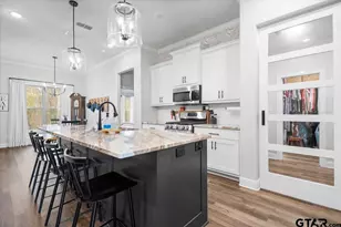 9135 Long Br, Tyler, TX 75703 - Photo 7