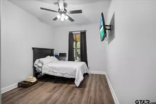 9135 Long Br, Tyler, TX 75703 - Photo 15