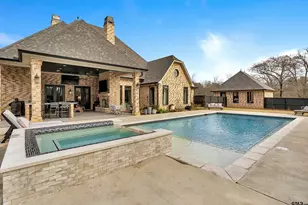 500 Roberts Cir, Longview, TX 75605 - Photo 47