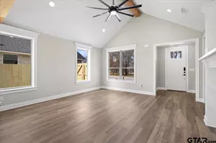 528 W 32nd St, Tyler, TX 75702 - Photo 9