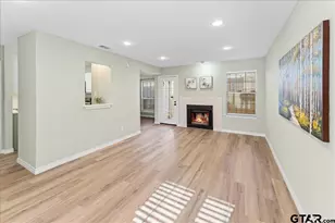 1017 Weston Dr, Garland, TX 75043 - Photo 3