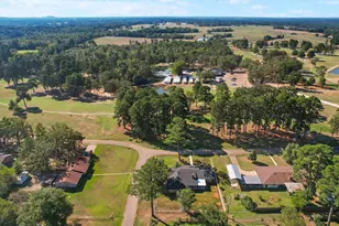 442 Golf Rd, Gilmer, TX 75645 - Photo 5