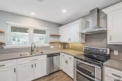 13900 County Road 2139, Troup, TX 75789 - Photo 19