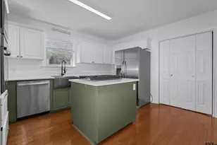 627 W 2nd St, Tyler, TX 75701 - Photo 9