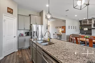 8030 Freestone Dr, Bullard, TX 75757 - Photo 9