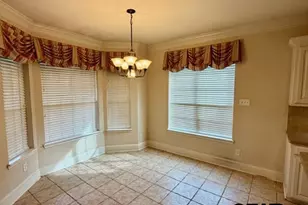 1911 Hollyglen, Tyler, TX 75703 - Photo 5