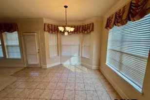 1911 Hollyglen, Tyler, TX 75703 - Photo 11