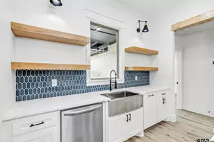 13644 County Rd 411, Tyler, TX 75706 - Photo 11