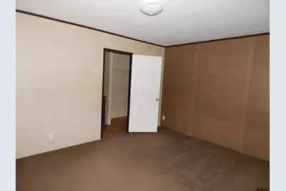 958 Boles, Gilmer, TX 75645 - Photo 9