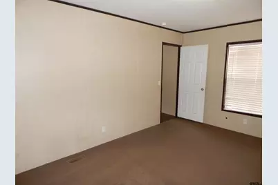 958 Boles, Gilmer, TX 75645 - Photo 11