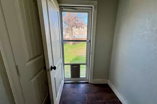 403 E Henderson St, Overton, TX 75684 - Photo 19