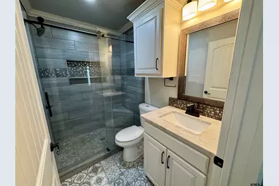 403 E Henderson St, Overton, TX 75684 - Photo 15