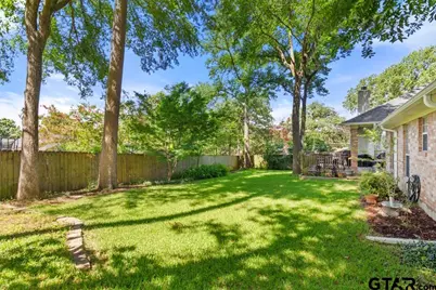 1707 Picadilly Pl, Tyler, TX 75703 - Photo 31