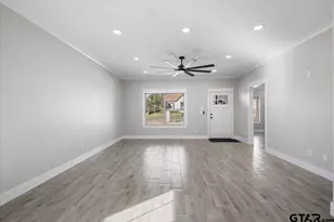 1413 N Smt Ave, Tyler, TX 75702 - Photo 9