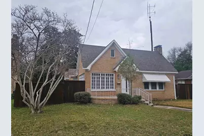 959 N Marshall St, Henderson, TX 75652 - Photo 1