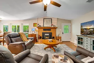 6205 An County Rd 153, Palestine, TX 75801 - Photo 13