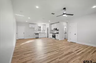 400 Guadalupe St, Bullard, TX 75757 - Photo 5