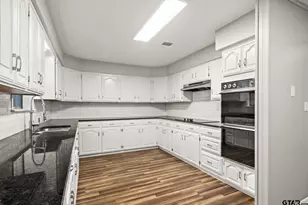 231 Quitman, Pittsburg, TX 75686 - Photo 11