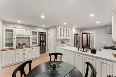 701 Fleming Drive, Mt Pleasant, TX 75455 - Photo 11